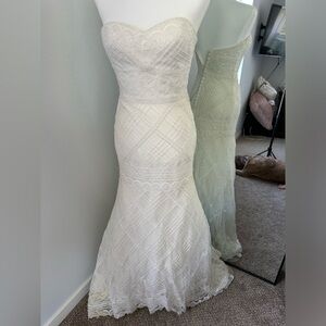 Vintage Style A Frame Wedding dress size 0 in Ivory